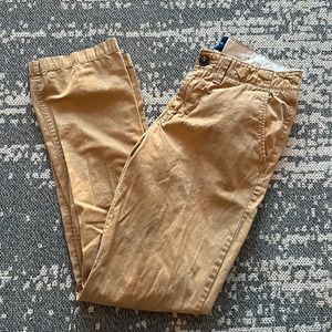 American Eagle chinos. Tan color. 30 x 34